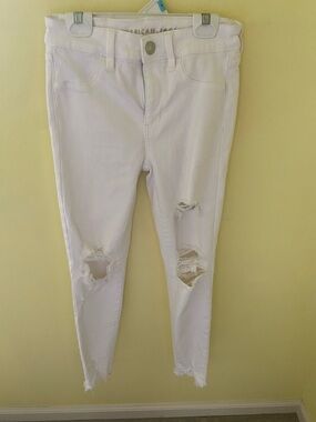 American Eagle Outfitters White Ripped Skinny Jeans